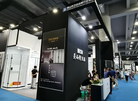 2020中国建博会12.1卫浴品牌馆如约启动,现场人流如织